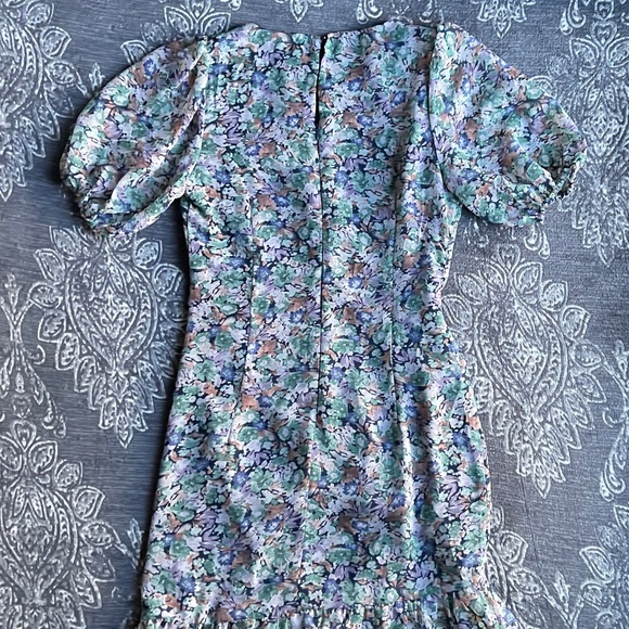 ASTR The Label Puff Sleeves Floral Ruffles Asymmetrical Hi low Midi Dress Large - Picture 11 of 14